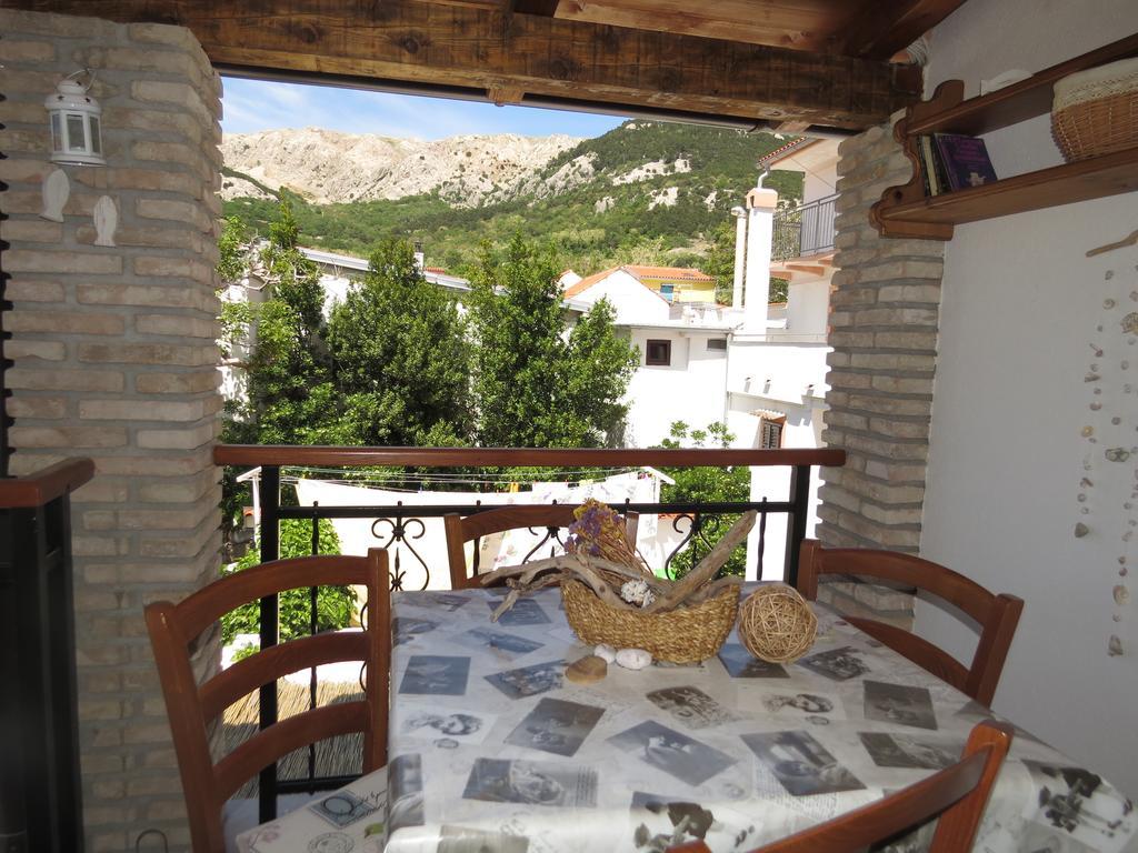 Apartments Authentic Baska 1 Kamer foto